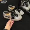 Couro Genuíno Estilo Quente Retrô Desgastado Sapatos de Treino Alemães Casuais Femininos Sapatos com Estrela Board Sapatos Esportivos Planos Versáteis Estilo Outono 2026