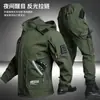 Conjunto de chaqueta tres en uno con forro polar para otoño e invierno al por mayor para hombre, chaqueta de ciclismo táctica para deportes al aire libre, engrosada, a prueba de viento