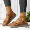 Sandalias de plataforma de talla grande para mujer, sandalias de cuña huecas de verano 2024, nuevas sandalias planas para uso exterior, para comercio exterior, para mujer