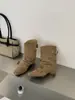 2026 Botas de Meia-Canela Retro Tendência Aumento de Altura Fivela Maillard Bico Quadrado Botas de Moda Botas Western Sandálias