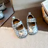 Zapatos para Niñas Colección Otoño 2026 Estilo Coreano Lindos de Lunares Moda para Niñas Zapatos de Cuero Suela Suave Zapatos Bajos de Una Sola Pieza Modernos