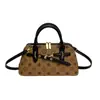 Bolsa casual com estampa vintage, bolsa de mão versátil de moda luxuosa leve, bolsa Kelly com letras, bolsa de ombro feminina, bolsa transversal texturizada de nicho