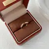 Amanecer del Amanecer ~ Anillo de Diamante Brillante Flor Dorada Brillante Medieval, Anillo Apilable de Moda Exquisita Nicho de Gama Alta para Mujeres