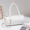 2026 Nuevo Bolso de Mano Francés de Alta Gama Sencillo de Cuero Encerado al Aceite Cruzado de un Solo Hombro Cilindro Redondo Nicho Casual Versátil Bolso Almohada