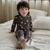Conjunto de Ropa para el Hogar de Algodón Puro Sin Costuras con Lycra para Niños y Bebés Otoño/Invierno 2026 Conjunto de Pijama con Top y Pantalones de Otoño