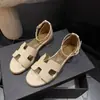 Sandalias de tira con forma de H para mujer, nuevo modelo 2025, zapatillas planas de mezclilla para exteriores con talón cerrado y punta abierta, sandalias romanas para mujer