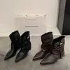 Botines vaqueros retro de punta para mujer en Hong Kong, nuevo estilo de otoño con diseño de hebilla de cinturón, tacón grueso único, botines de moda para pantalones