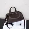 Nuevo bolso de mujer de cuero de grano completo natural para otoño e invierno, bolso Boston vintage, bolso de hombro y bandolera de gran capacidad para el día a día