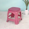 Banqueta de plástico espessada para uso doméstico, banco de plástico para adulto, mesa e cadeira de jantar, mesa de centro de banheiro, banqueta quadrada pequena de plástico durável, direto do fabricante