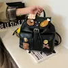 Mochila de Pelúcia Infantil Retrô, Nova de Grande Capacidade Desenho Animado Moda Couro Macio Textura de Alta Qualidade Mochila Feminina