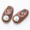 Calcetines de piso para bebé al por mayor calcetines para zapatos de niño y niña calcetines con forro polar otoño e invierno zapatos para interior de educación temprana frescos antideslizantes