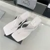 Nuevas chanclas de tacón de gato de tacón alto estilo francés de verano para mujer, adecuadas para usar con faldas, sandalias de playa de tacón de aguja de punta cuadrada