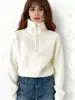 Suéter Vermelho com Gola Alta e Zíper Parcial para Mulheres, Novo Estilo Coreano Outono/Inverno 2026 Estilo Solto Preguiçoso Tricô com Gola Reversível