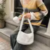 Bolsa transversal pequena de pelúcia estilo macaron transfronteiriça, bolsa com textura de pelúcia para carregar itens pequenos, bolsa de ombro, dropshipping