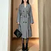 Elegante y a la moda abrigo de lana estilo coreano para mujeres petite, nuevo abrigo de lana grueso de longitud media con cinturón, Otoño e Invierno 2026