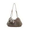 Bolsa de Pelúcia de Alta Textura Feminina 2026 Outono/Inverno Nova Bolsa de Ombro Único/Sob o Braço Retro de Grande Capacidade Bolsa Tote Fofa