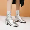 Botas femininas Martin versáteis de sola macia de borracha, leves e de salto médio para outono e inverno, botas curtas femininas de couro de tamanho grande com bico quadrado e design slip-on