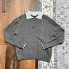 Suéter de punto de estilo casual americano para hombre, imitación de dos piezas, serie Miu, nuevo top suéter de otoño vintage con patchwork a rayas y cuello vuelto