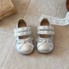 Sapatos de couro estilo princesa para bebê menina, novos sapatos de primavera com sola macia para crianças pequenas, sapatos infantis antiderrapantes, sapatos de outono respiráveis