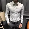 Nueva camisa de moda para hombre de manga larga, estilo coreano, camisa de negocios con botones ocultos, moderna, casual, corte ajustado, ropa formal, sin arrugas