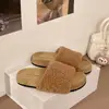 Pantuflas peludas de felpa para mujer para otoño, zapatos peludos de alta gama para usar en exteriores, nuevas sandalias de lana de cordero esponjosas estilo 2026