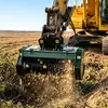 Máquina de limpeza de terreno escavadeira, máquina florestal de direção deslizante, acessório hidráulico triturador de arbustos de bosque, máquina de limpeza de terreno trator