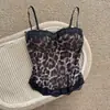 Top de alça fino patchwork de renda e estampa de leopardo estilo retro millennial europeu e americano, projetado para ser emagrecedor e valorizar a silhueta
