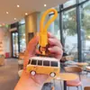 Llavero Colgante Creativo de Cuero de PU para Vehículo Colgante Lindo de Autobús de Cuero para Mochila Escolar Pequeño Regalo Venta al por Mayor