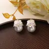 Moda Coreana Lujo Ligero Racimo de Flores Perla Gota de Agua Colgante Pendientes Pequeños Estilo Chanel para DIY Pendientes Colgante de Collar para Mujer Accesorios