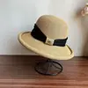 Sombrero de Paja para Mujer, Nuevo Estilo Verano 2026, Sombrero de Sol Estilo Francés con Ala Enrollada, Sombrero de Sol con Logo Metálico, Sombrero de Pescador, Sombrero Fresco