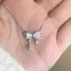 Colar para Mulheres, Design de Nicho, High-End, Elegante, Corrente Simples para Clavícula, Versátil, Simples, Corrente de Pescoço de Luxo Leve
