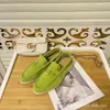 Sapatos Loafer Lp de Alta Qualidade 2026 Novo Modelo Camurça Slip-On Sapatos Casuais Cor Doce Estilo Casal Sapatos Pequenos de Couro
