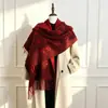 Bufanda de hilo de mecha para otoño e invierno para mujer, calentador de cuello versátil estilo coreano de cachemira sintética, chal cálido con un toque de lujo