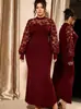 Vestido negro de malla bordada estilo sirena para mujer talla grande transfronterizo con cuello alto, mangas largas, corte ajustado y estilo bodycon, adecuado para eventos nocturnos y ocasiones formales.