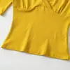 Venta al por mayor de ropa para mujer transfronteriza: Top de estilo suave ajustado, camiseta de manga media con pliegues en cuello en V, camiseta interior elástica