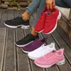 Zapatos de mujer 2026 comercio exterior zapatos casuales de mujer transpirables zapatos para mamá ligeros con amortiguación de aire zapatos deportivos transfronterizos para mujer