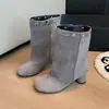 Primeiro Encontro Estilo Estação Deserto Salto Grosso Camurça Franzido Botas de Cano Curto Femininas 2026 Novo Outono Meio da Panturrilha Botas Western Martin Botas de Calçar