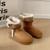 Botas de neve femininas, que aumentam a altura, quentes, antiderrapantes, com sola grossa, novo estilo 2026, inverno, forradas com fleece, espessadas, que aumentam a altura, sapatos de algodão peludos
