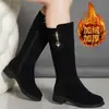 Botas de algodão quentes com forro de fleece, botas longas acima do joelho para mulheres, novo estilo de inverno 2026, botas de neve casuais com sola plana, botas de cano alto versáteis