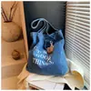 Nueva Moda Coreana Bolsa de Mezclilla con Letras para Mujer Gran Capacidad Moderna Bolso de Hombro Doble Cara Bolso de Mano para el Trabajo Bolsa de Compras