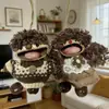 Encantador perrito peludo con la lengua fuera, llavero para bolso, colgante de dibujos animados natural, semillas de terapia de sonido curativas, popular en zonas escénicas, amuleto divertido y adorable