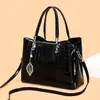 Bolso de Mujer de Moda Transfronterizo de Tendencia con un Toque de Lujo, Bolso de Hombro de Gran Capacidad, Bolso Cruzado, Bolso de Mano con Patrón de Piedra para Mujer