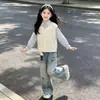 Conjunto de Sudadera de Dos Piezas para Niñas Otoño 2026 Nuevo Estilo Coreano Pantalones de Mezclilla Modernos Conjunto de Dos Piezas para Niños Mayores