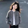 Novo conjunto de outono para meninas: conjunto de cardigã de tricô e jeans wide leg, conjunto de duas peças casual e versátil para crianças mais velhas, tendência para o outono