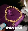 Colar Borboleta Flor Rosa Blush Cravejado de Diamantes Pedra Preciosa, Novo Estilo Chinês Pulseira de Olho de Tigre Multi-Pedras Cristal, Venda por Atacado a Partir de Uma Peça