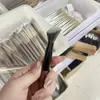 Pequena vassoura pincel de blush superfície inclinada cor pontilhada pincel de maquiagem portátil pincel de reparo especial pincel macio sem marcas Cangzhou