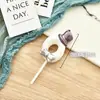 Vela digital transfronteriza con lindo moño rosa y decoración de sombrerito blanco para adorno de pastel de primera fiesta de cumpleaños
