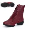 Novos Sapatos de Dança Pretos para Mulheres 2025, Botas de Dança Estilo Marinheiro em Couro Bovino de Primeira Camada, Sapatos de Dança Quadrada para Adultos com Salto Baixo e Médio
