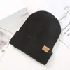 Gorro de Tricô Espesso Estilo Europeu e Americano para Circunferência da Cabeça Grande com Forro de Lã e Etiqueta de Couro, Fabricante de Gorros Quentes de Inverno