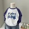 Ropa infantil, camiseta de manga larga para niños, algodón puro, nuevo estilo de otoño 2026, ropa interior para niños, bloques de color, camiseta básica infantil estilo coreano, camiseta de moda